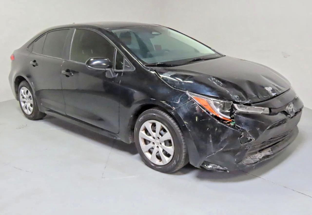 2024 TOYOTA COROLLA