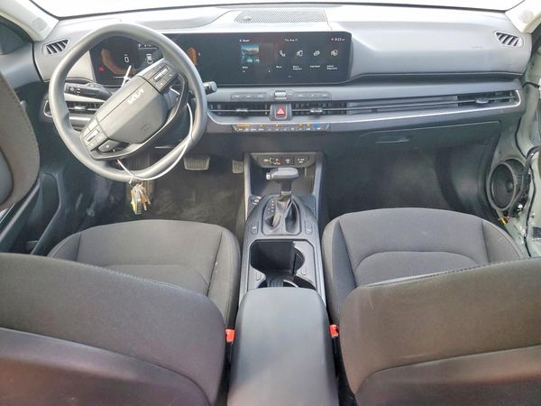 2026 KIA K4 LX, LXS