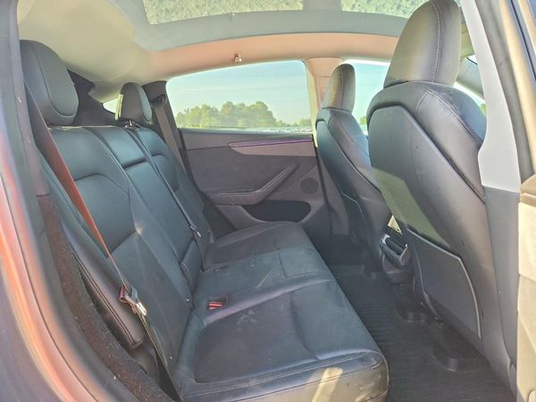 2026 TESLA MODEL Y