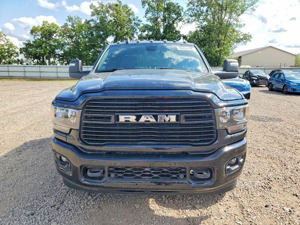 2024 RAM 3500 BIG HORN CREW CAB 4X4