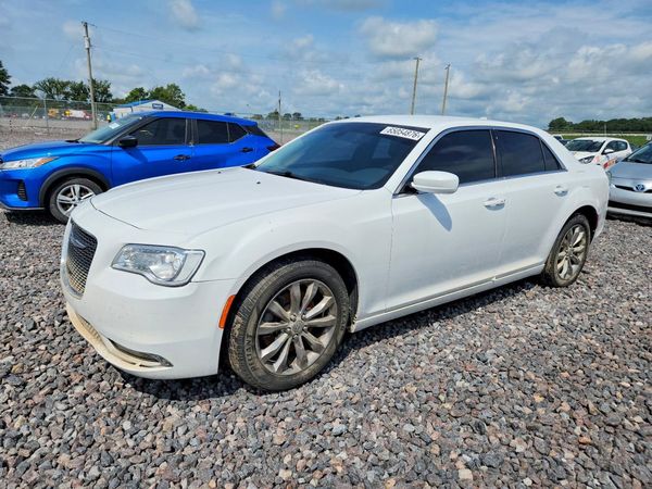 2015 CHRYSLER 300