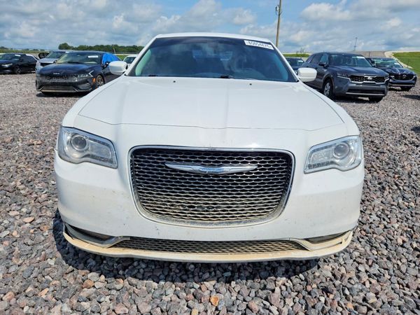 2015 CHRYSLER 300 Limited