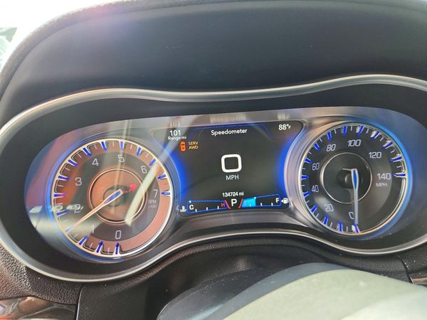2015 CHRYSLER 300 Limited