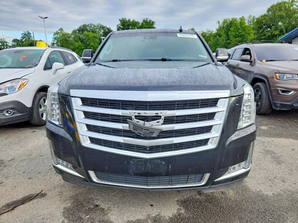 2019 CADILLAC ESCALADE ESV Luxury — DIRF