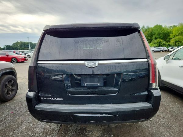 2019 CADILLAC ESCALADE ESV Luxury — DIRR