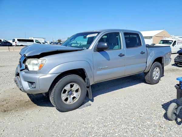 2015 TOYOTA TACOMA Delux Grade