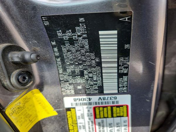 2012 TOYOTA SIENNA