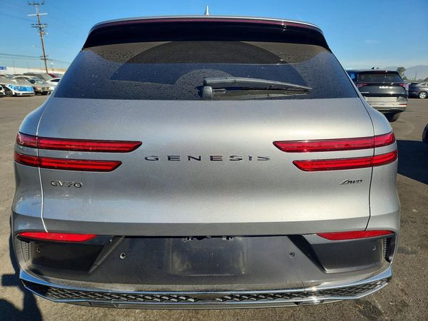 2026 GENESIS GV70