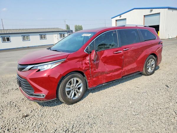 2023 TOYOTA SIENNA Limited