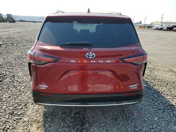 2023 TOYOTA SIENNA Limited