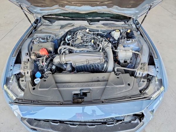2025 FORD MUSTANG I4