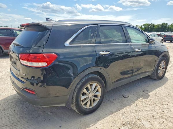 2016 KIA SORENTO L / LX