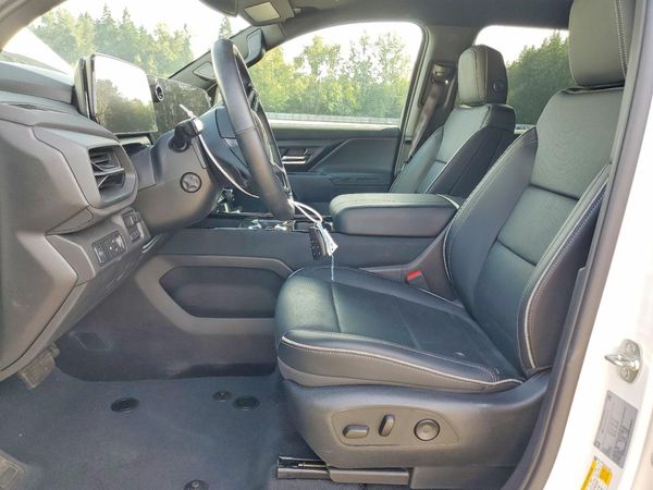 2025 CHEVROLET SILVERADO 3LT LT