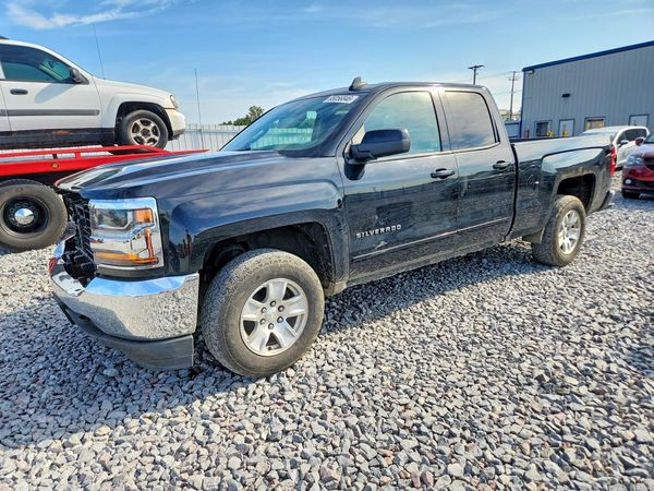 2018 CHEVROLET SILVERADO LT — Front 3/4