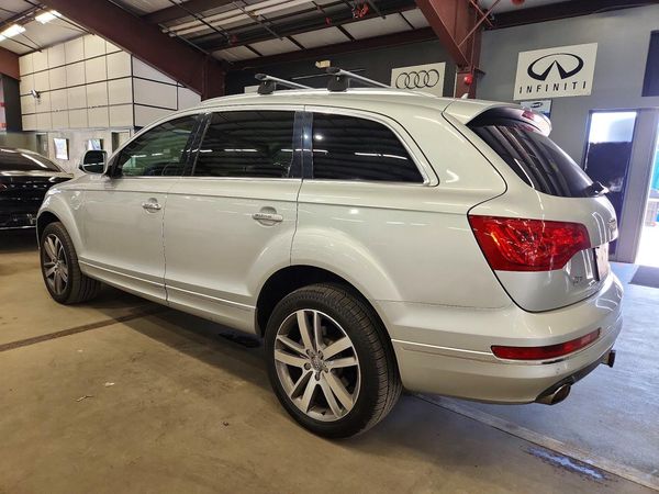2013 AUDI Q7 Premium Plus