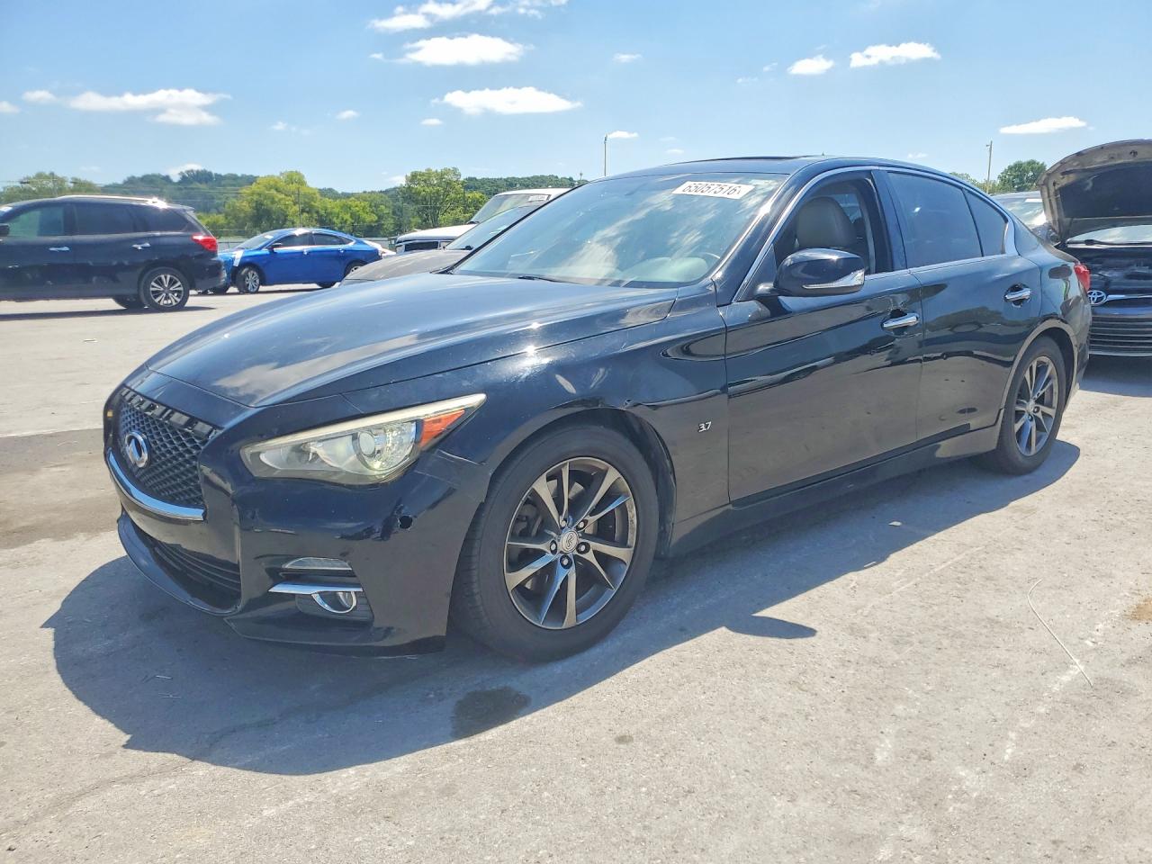 2015 INFINITI Q50