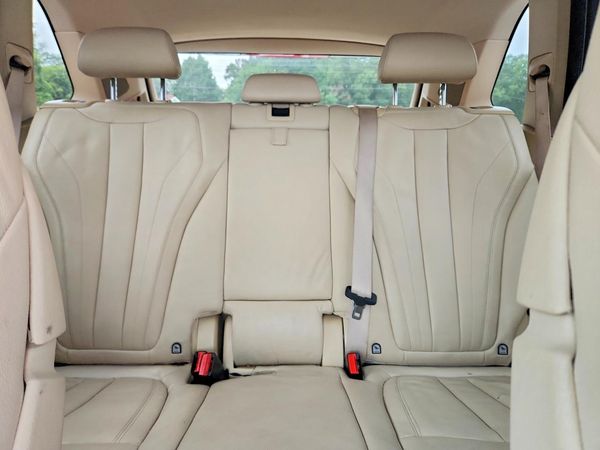 2015 BMW X5 xDrive50i