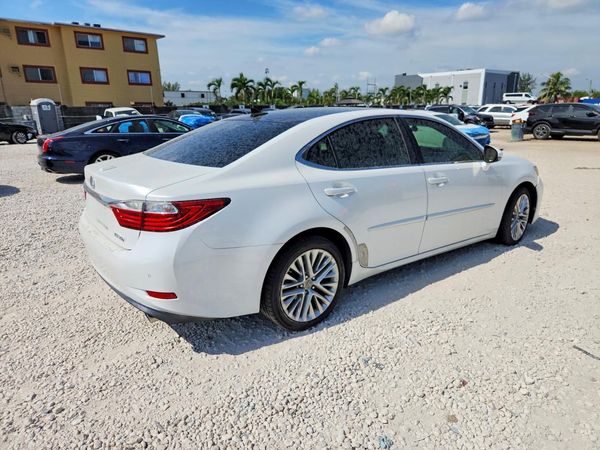 2013 LEXUS ES 350