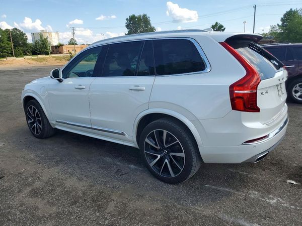 2021 VOLVO XC90