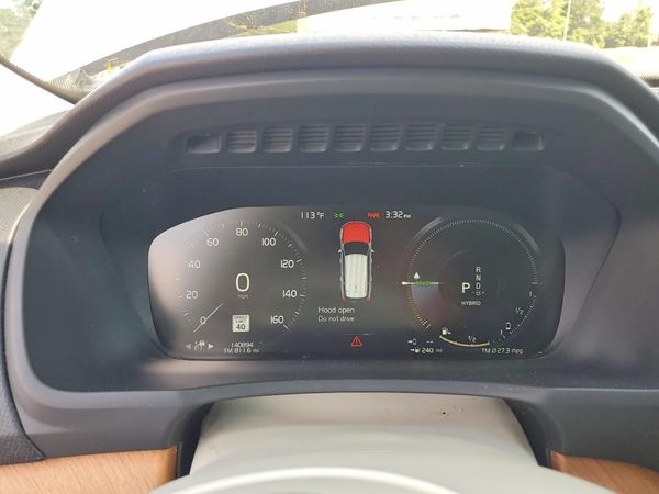 2021 VOLVO XC90