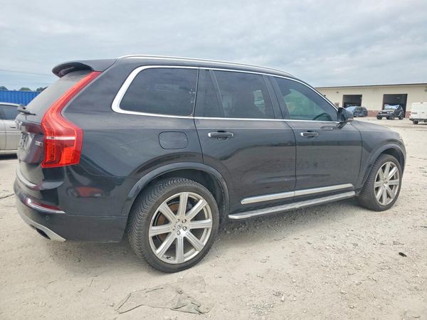 2016 VOLVO XC90