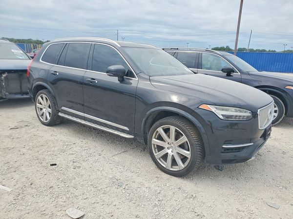 2016 VOLVO XC90