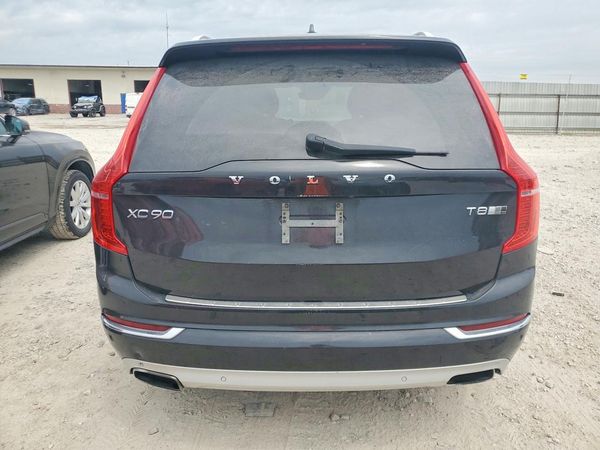 2016 VOLVO XC90