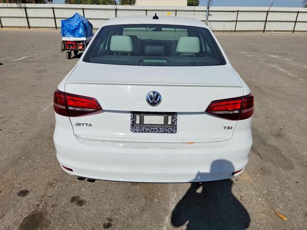 2017 VOLKSWAGEN JETTA Sport