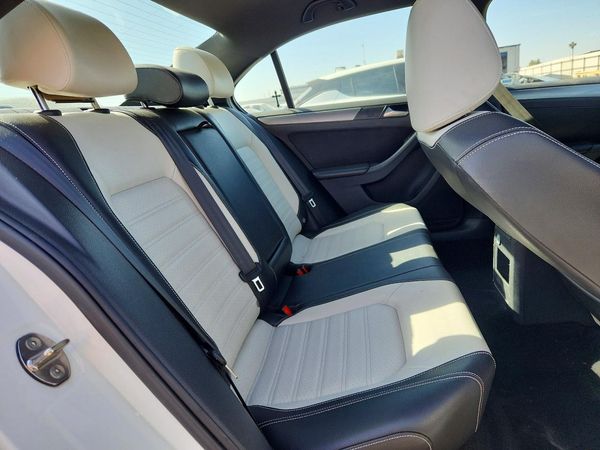 2017 VOLKSWAGEN JETTA Sport