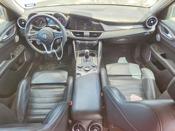 2018 ALFA ROMEO GIULIA TI RWD
