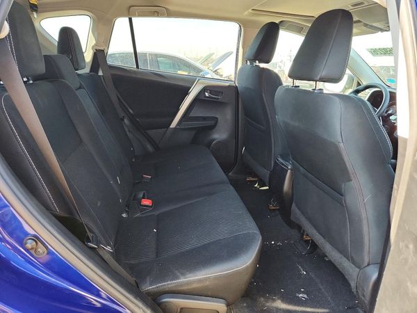 2015 TOYOTA RAV4 XLE (M Grade)