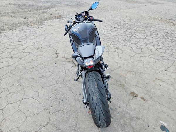 2022 YAMAHA YZFR7