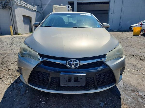 2015 TOYOTA CAMRY