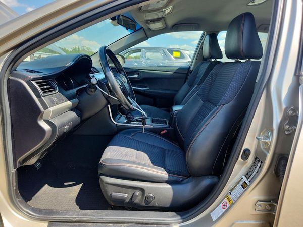 2015 TOYOTA CAMRY