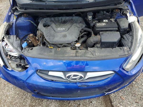 2014 HYUNDAI ACCENT