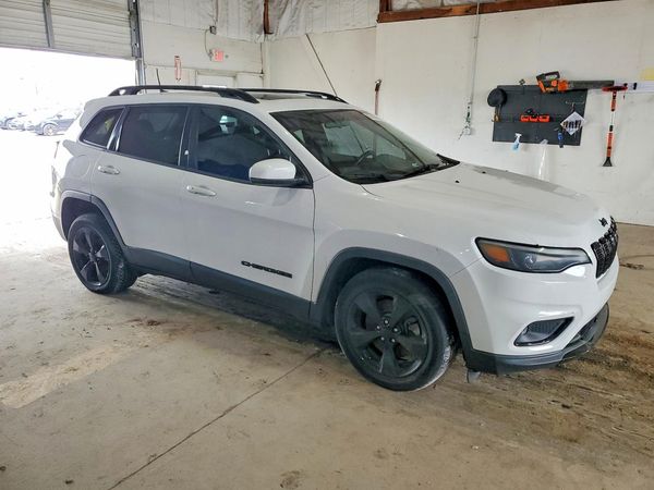 2019 JEEP CHEROKEE Latitude Plus — Passenger 3/4