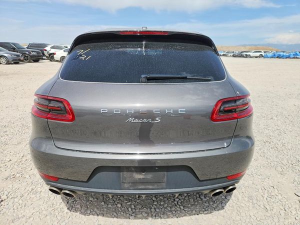 2018 PORSCHE MACAN Macan S