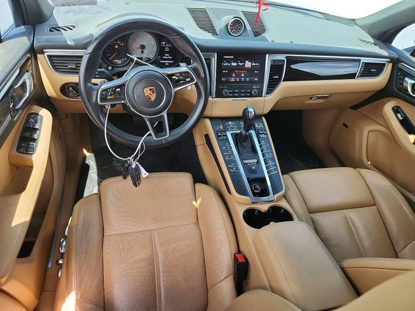 2018 PORSCHE MACAN Macan S