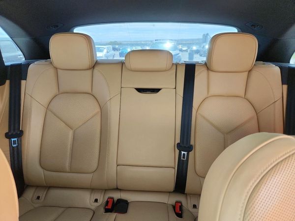 2018 PORSCHE MACAN Macan S