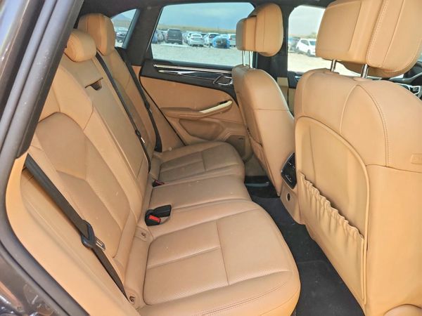 2018 PORSCHE MACAN Macan S