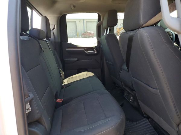2024 CHEVROLET SILVERADO LT