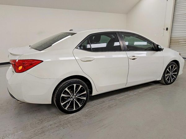 2017 TOYOTA COROLLA