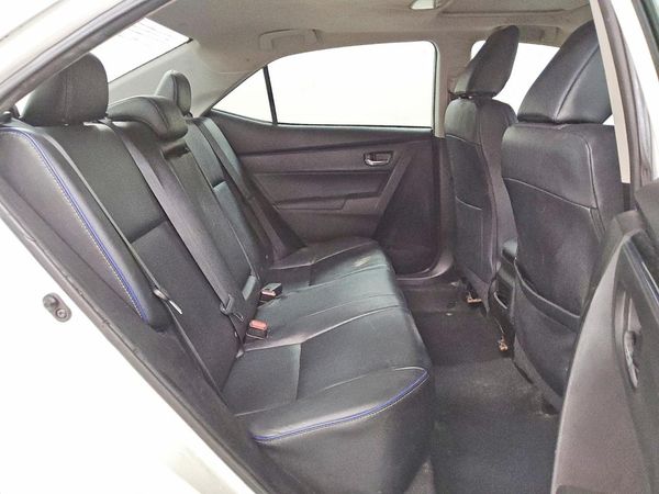 2017 TOYOTA COROLLA