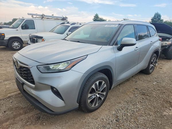 2020 TOYOTA HIGHLANDER XLE