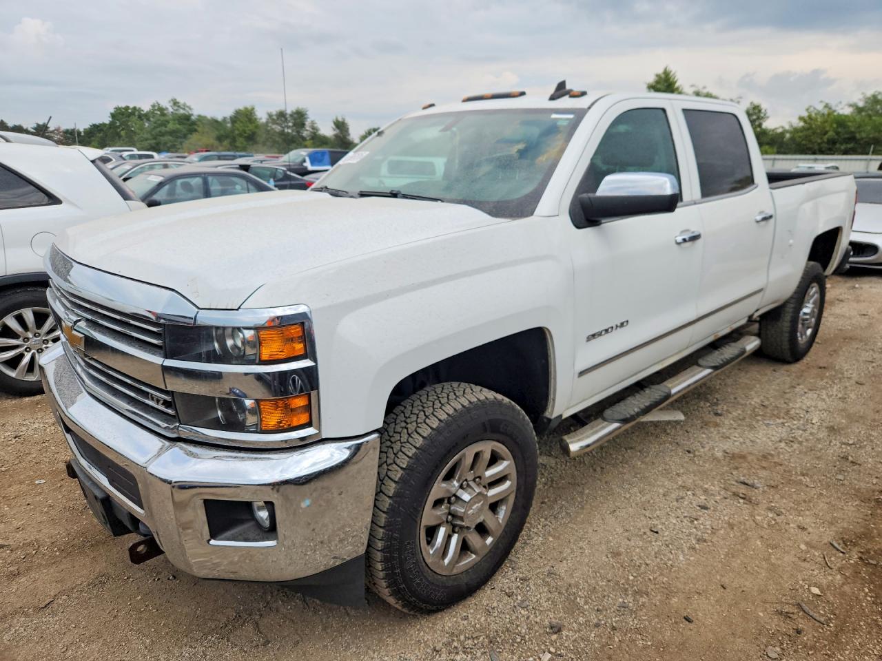 2017 CHEVROLET SILVERADO LTZ