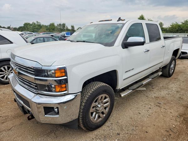 2017 CHEVROLET SILVERADO LTZ
