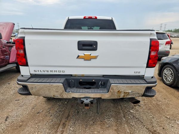 2017 CHEVROLET SILVERADO LTZ