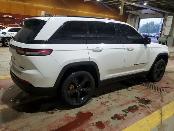 2024 JEEP GRAND CHEROKEE