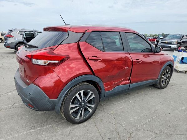 2020 NISSAN KICKS