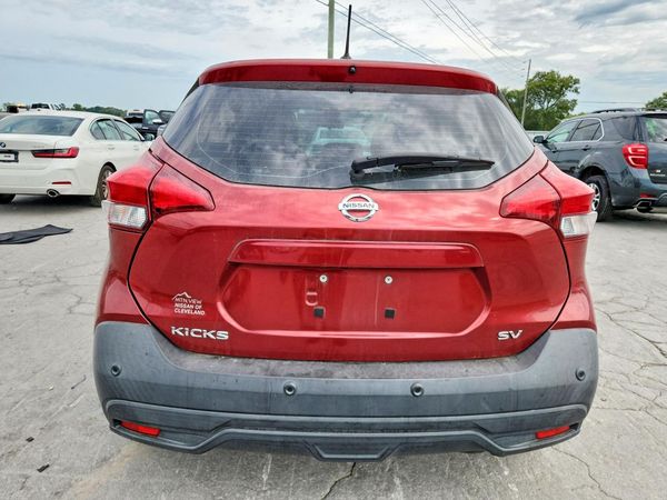 2020 NISSAN KICKS